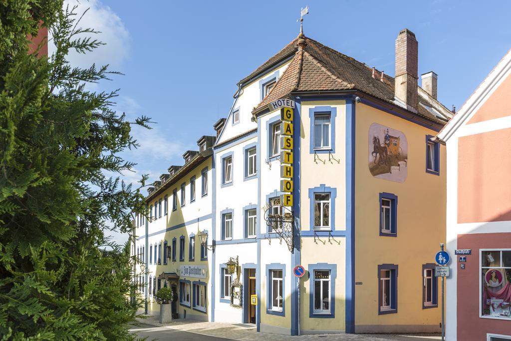 Hotel-Gasthof Zur Post Velburg Exteriör bild